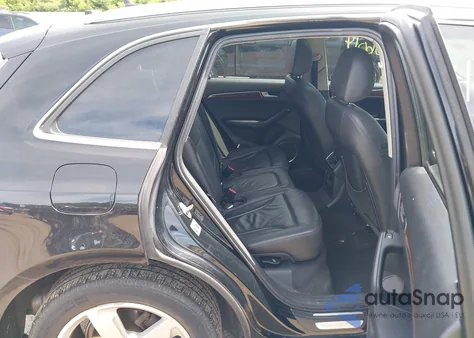 2010 Audi Q5 3.2 Premium z USA, uszkodzony, nr VIN WA1VKAFP6AA076225